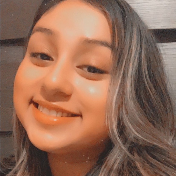 Meet your Posher, Kathy - Picture 1 of 1